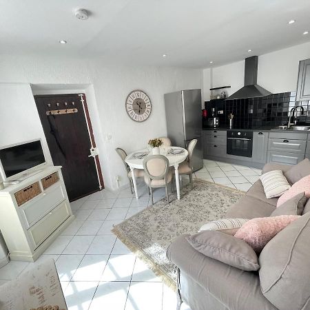 Nice Renting - 9 Massena - Spacious Apartment Massena Square - Ac - Fully Equipped Luaran gambar